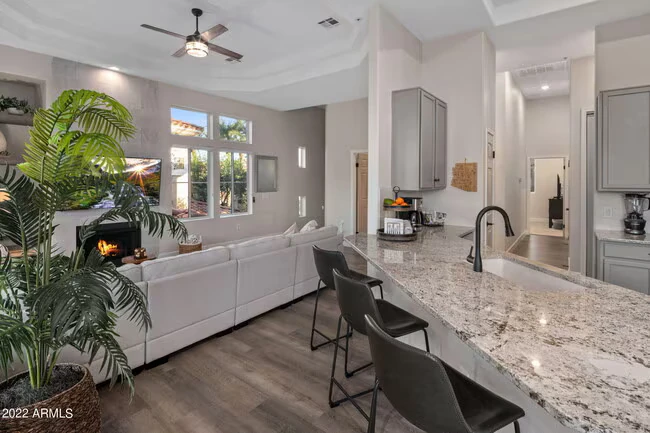 8245 E Bell Rd Scottsdale, AZ 85260 photo 5