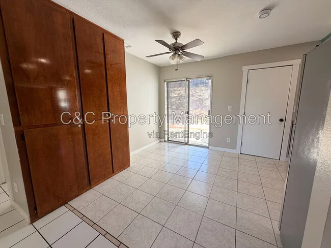 835 S Upas St Escondido, CA 92025 photo 5