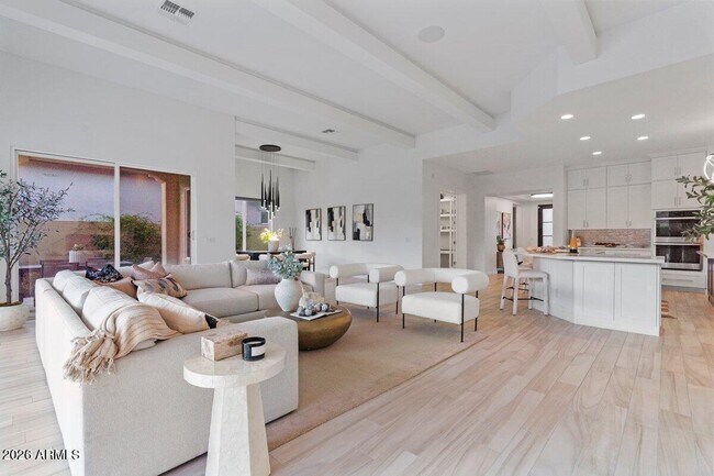 5543 E Beryl Ave Scottsdale, AZ 85253 photo 2