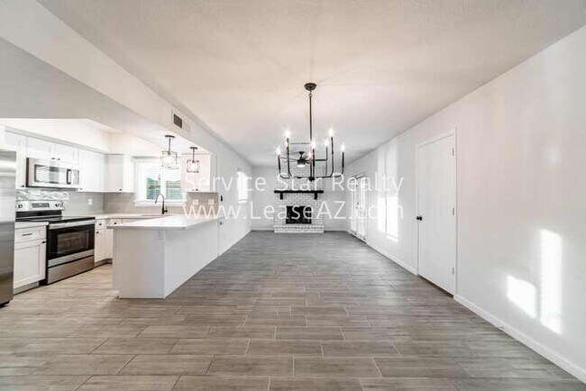 13026 N 29th Pl Phoenix, AZ 85032 photo 5