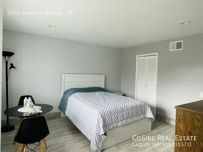 16555 Caminito Vecinos San Diego, CA 92128 photo 3
