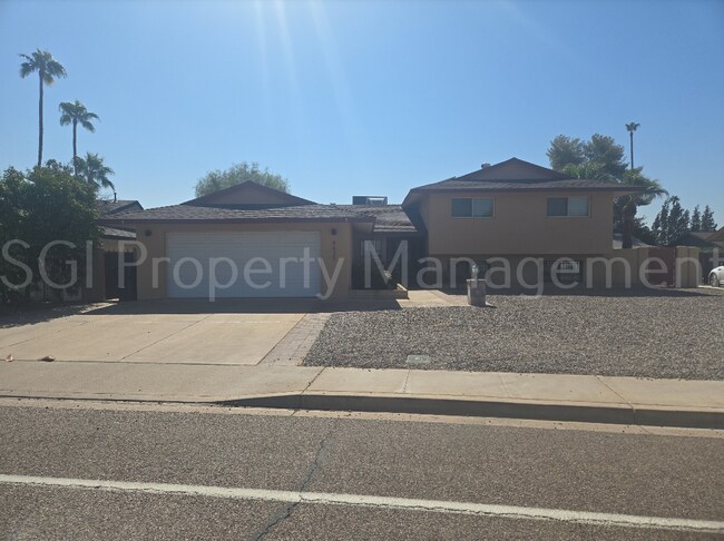 8625 E Osborn Rd Scottsdale, AZ 85251 photo 2