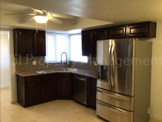 8625 E Osborn Rd Scottsdale, AZ 85251 photo 5