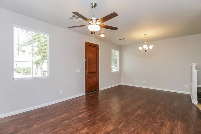 10215 E Isleta Ave Mesa, AZ 85209 photo 4
