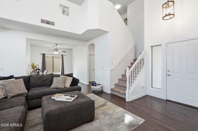 2033 N 107th Dr Avondale, AZ 85392 photo 4
