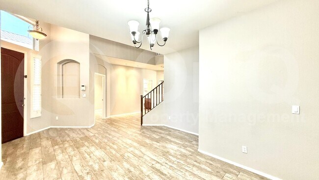 26154 N 67th Ln Peoria, AZ 85383 photo 3