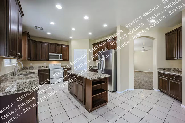 6846 W St Charles Ave Phoenix, AZ 85339 photo 4