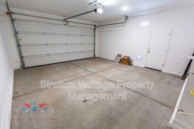 7439 S 76th Dr Phoenix, AZ 85339 photo 4