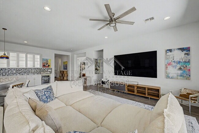 1461 E San Carlos Way Gilbert, AZ 85298 photo 5