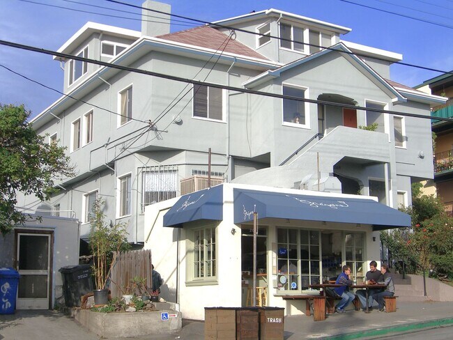 One-bedroom Apartment In North Berkeley Between Shattuck And Walnut. photo 2