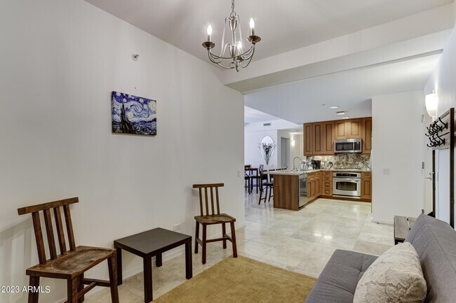 7147 E Rancho Vista Dr Scottsdale, AZ 85251 photo 4
