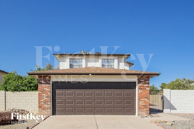 3724 W Michigan Ave Glendale, AZ 85308 photo 2