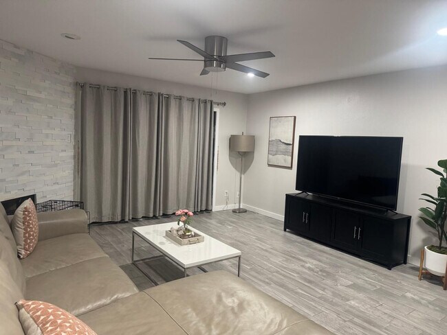 7950 E Starlight Way Scottsdale, AZ 85250 photo 2