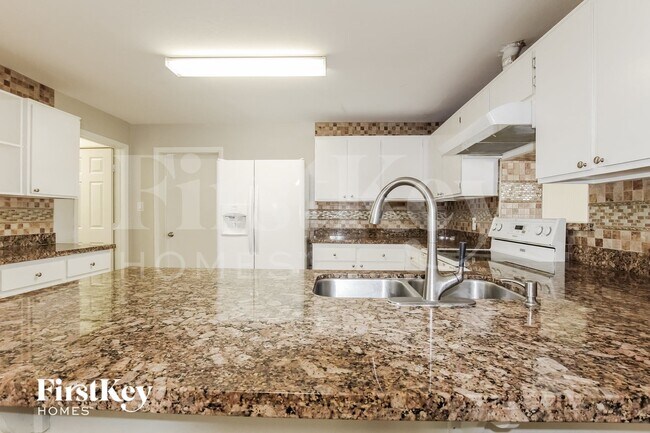 2126 W San Miguel Ave Phoenix, AZ 85015 photo 5