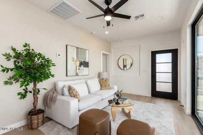 1508 W Sherman St Phoenix, AZ 85007 photo 3
