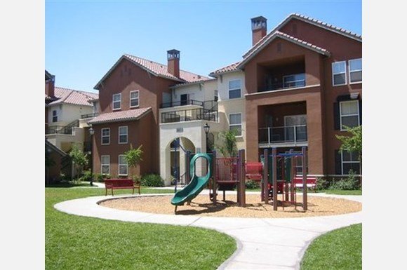 2601 Nuestra Castillo Ct San Jose, CA 95116 photo 2