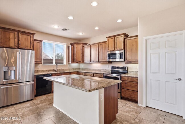 18393 W Bridger St Surprise, AZ 85388 photo 4