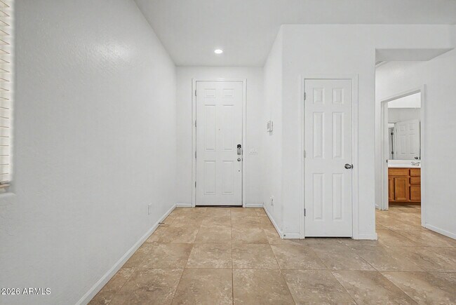 3514 E Cowboy Cove Trail San Tan Valley, AZ 85143 photo 3