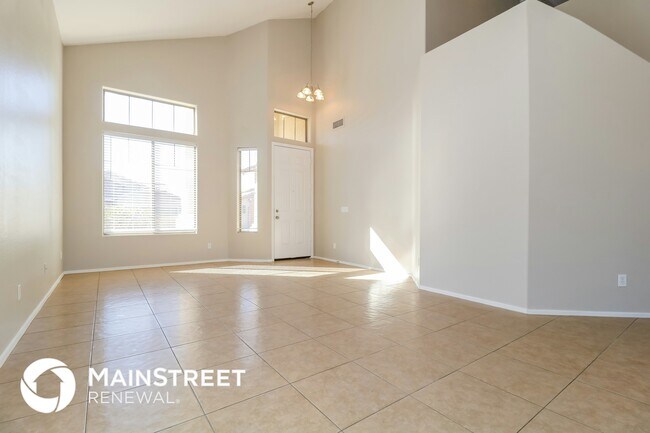 10760 W Overlin Ln Avondale, AZ 85323 photo 5