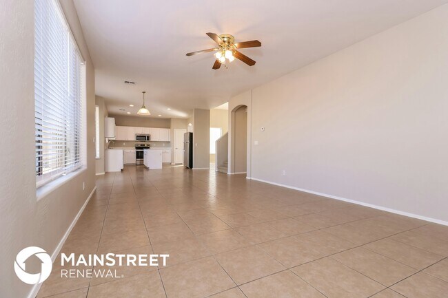 10760 W Overlin Ln Avondale, AZ 85323 photo 4