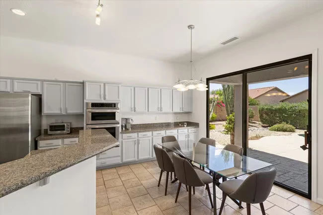 4211 E Kirkland Rd Phoenix, AZ 85050 photo 4