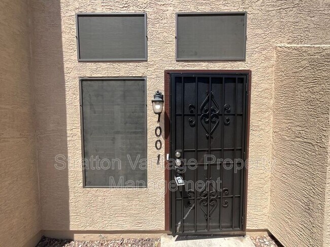 921 W University Dr Mesa, AZ 85201 photo 2