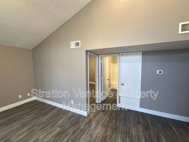 921 W University Dr Mesa, AZ 85201 photo 4