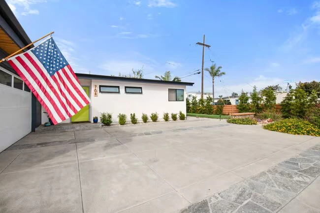 764 4th St Imperial Beach, CA 91932 photo 3