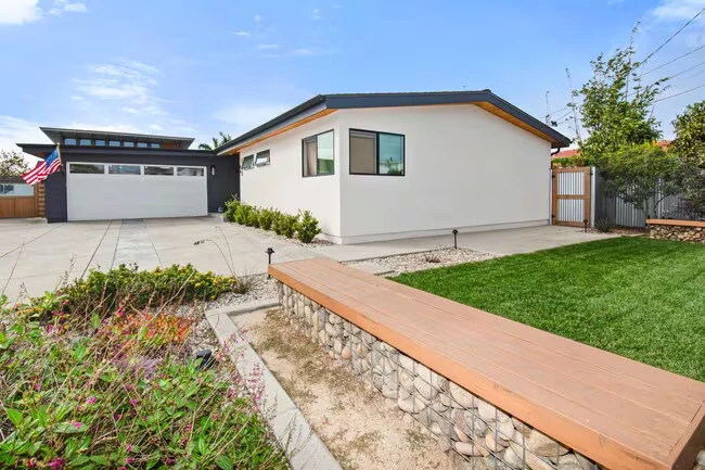 764 4th St Imperial Beach, CA 91932