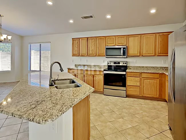 1920 S 85th Ln Tolleson, AZ 85353 photo 4