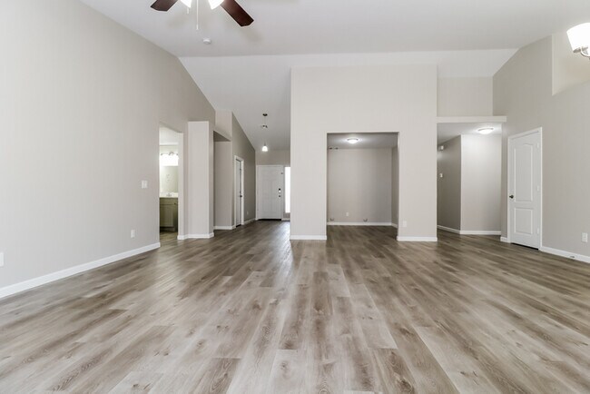 22996 W Papago St Buckeye, AZ 85326 photo 4