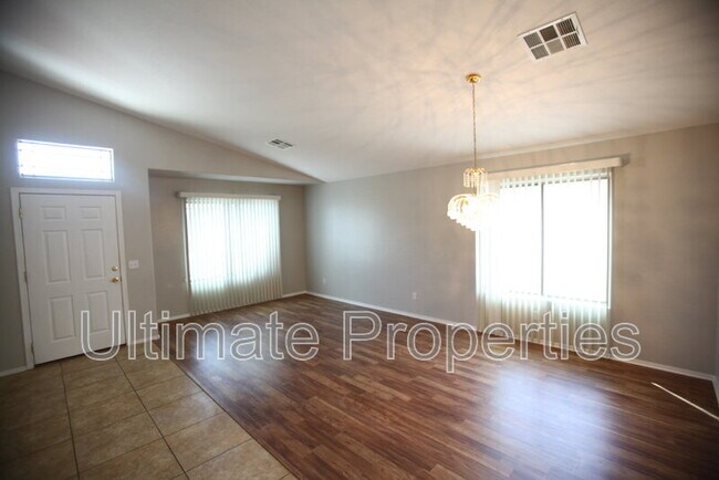 13390 W Watson Ln Surprise, AZ 85379 photo 5