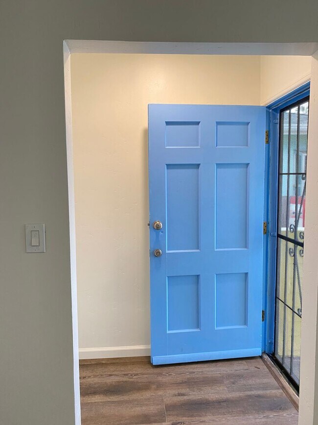 3025-3145 Vancouver Ave San Diego, CA 92104 photo 4