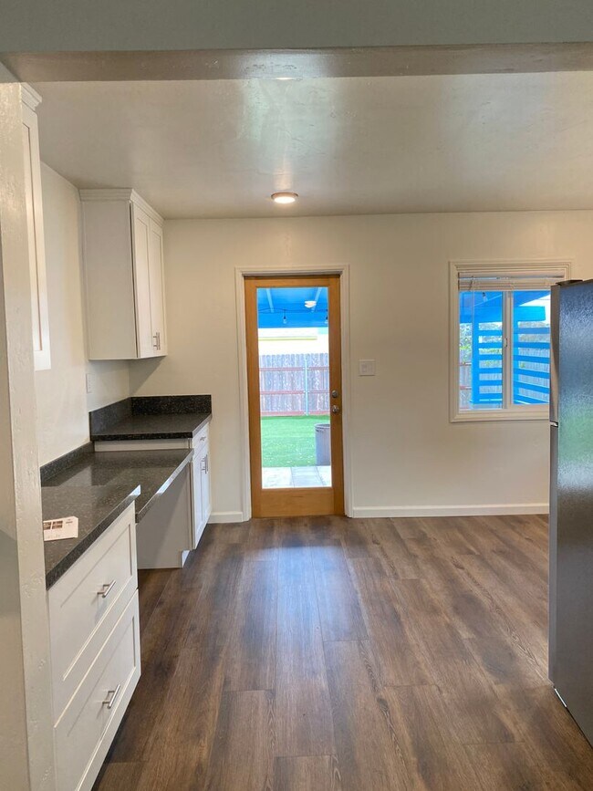 3025-3145 Vancouver Ave San Diego, CA 92104 photo 5