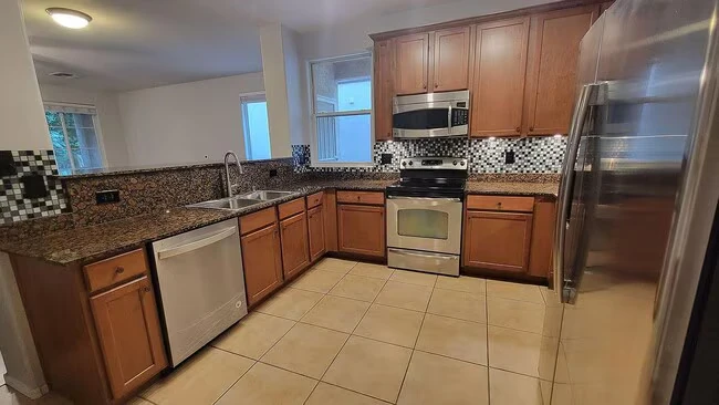 10021 E Impala Ave Mesa, AZ 85209 photo 2