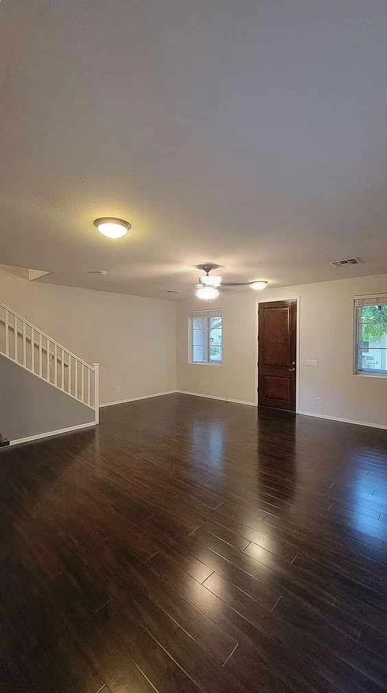 10021 E Impala Ave Mesa, AZ 85209 photo 3
