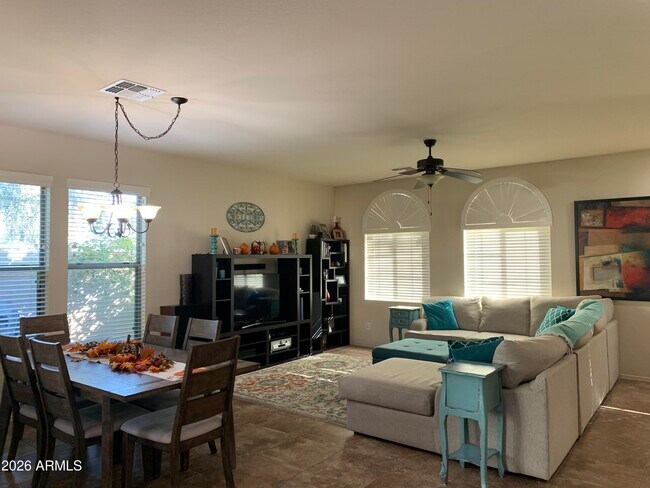 3457 S Swan Dr Gilbert, AZ 85297 photo 4