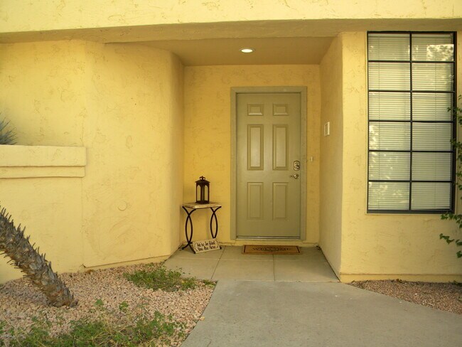 9707 E Mountain View Rd Scottsdale, AZ 85258 photo 3