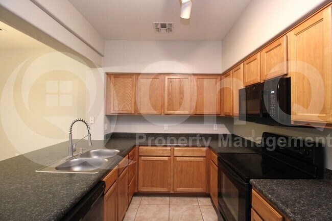 525 N Miller Rd Scottsdale, AZ 85257 photo 5