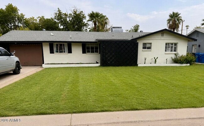 1222 E McLellan Blvd photo 3