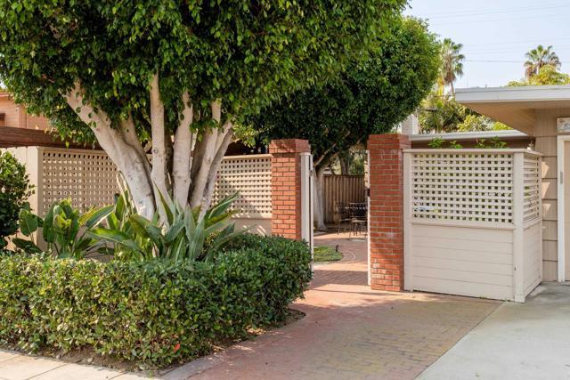 8228 Paseo Del Ocaso San Diego, CA 92037 photo 2