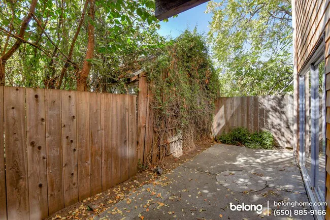 2223 Ward St Berkeley, CA 94705 photo 5