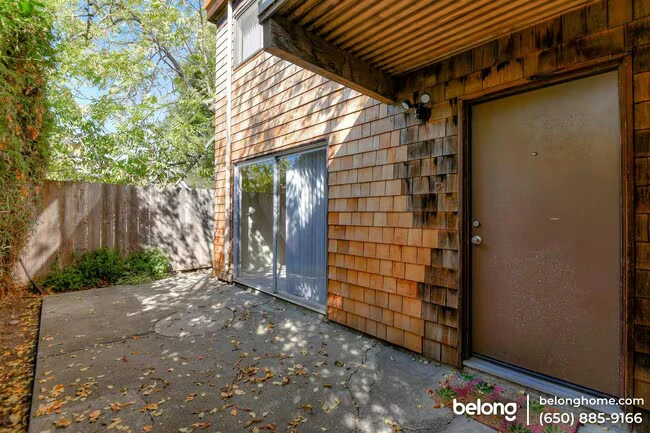 2223 Ward St Berkeley, CA 94705 photo 3
