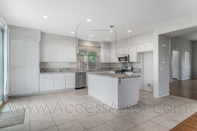 31003 Janelle Ln Winchester, CA 92596 photo 3