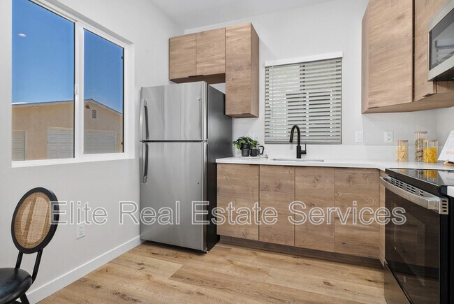 3315 Clairemont Mesa Blvd San Diego, CA 92117 photo 5