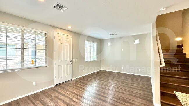 2654 N 73rd Dr Phoenix, AZ 85035 photo 3
