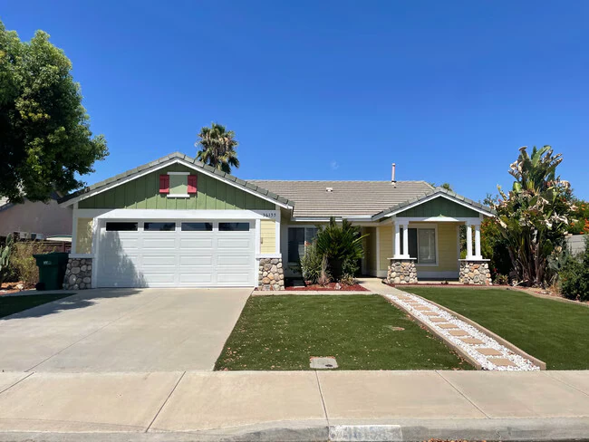 36155 Bergen St Winchester, CA 92596 photo 2