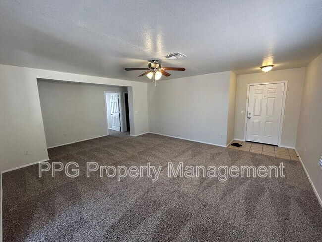 13319 W Post Dr Surprise, AZ 85374 photo 5