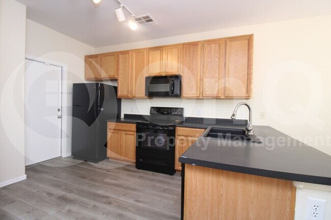 4256 E Baylor Ln Gilbert, AZ 85296 photo 4