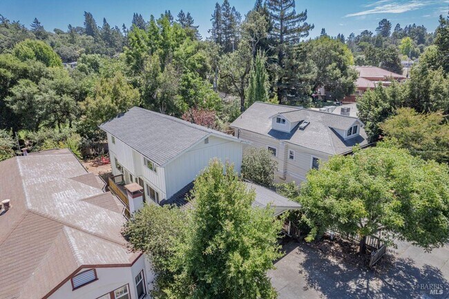 7321 Bodega Ave Sebastopol, CA 95472 photo 2